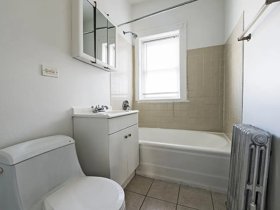 6356 S Francisco