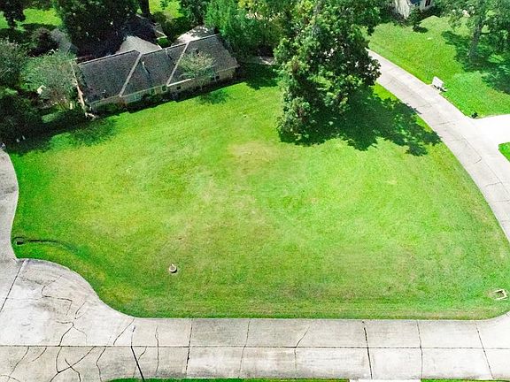 3rd image of 4614 Weston Dr