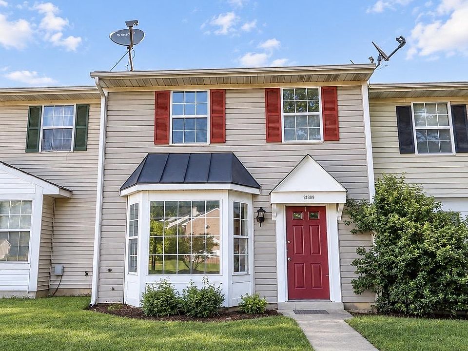 1st image of 21389 Edgar Way
