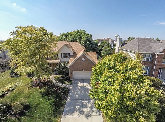 3rd image of 364 Essex Ave