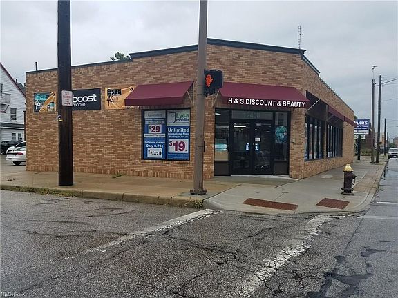 4th image of 12400 Detroit Ave