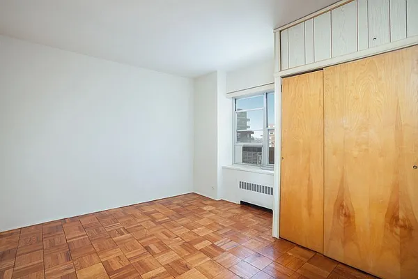 Sold by Stribling | media 13