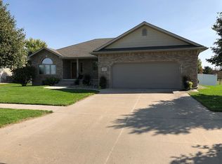 220 Cedar St, Sloan, IA 51055