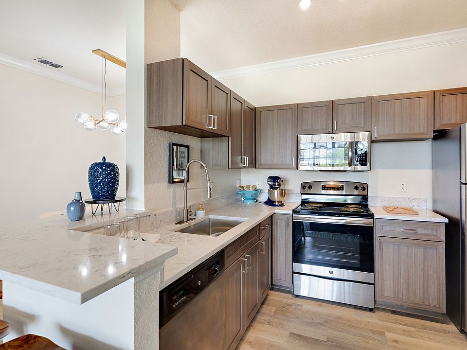 1st image of 2980 Grandeville Cir #1_10307