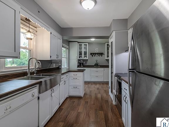 5th image of 360 N Park Ave