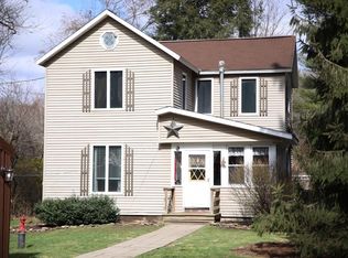 45818 Trolley Barn Dr, Titusville, PA 16354
