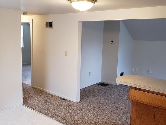 4th image of 8322 1/2 W Long Lake Dr