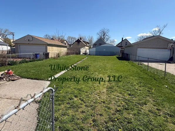 3613 E 46th St, Cleveland, OH 44105