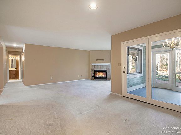 5th image of 4576 Cottonwood Dr