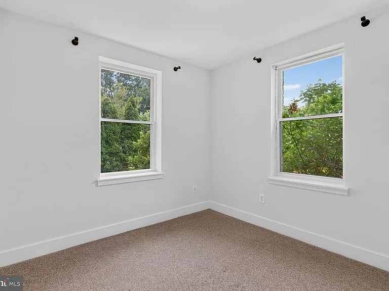 809 Otis Pl NW #104 — Photo 16