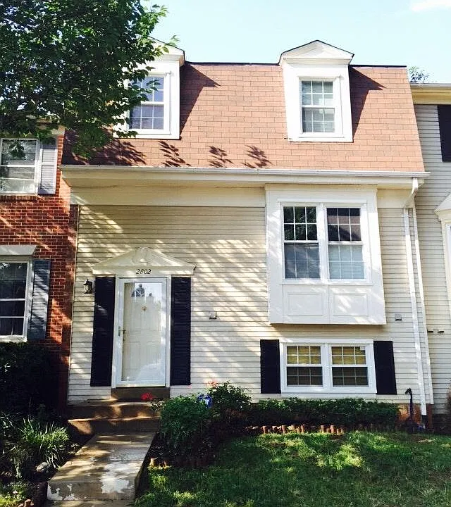 2802 Andiron Ln