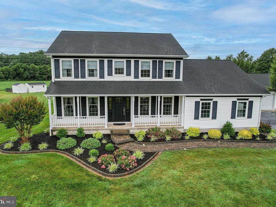 1st image of 10 Claddagh Ct