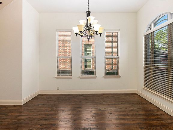 5th image of 2312 Kemerton Dr
