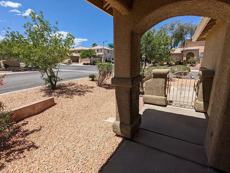 10957 Napa Ridge Dr — Photo 7