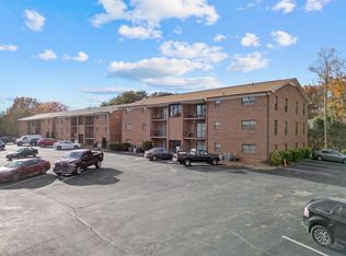 Blueberry Hill Apartments, Collinsville, VA 24078