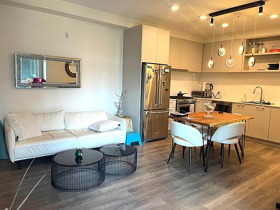 2nd image of 721 Anskar Ct #301