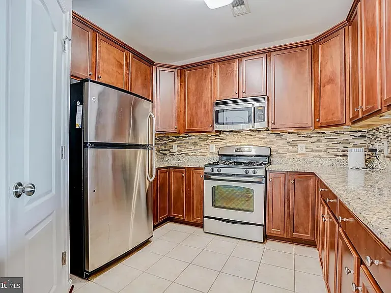 42235 San Juan Ter #300 — Photo 27