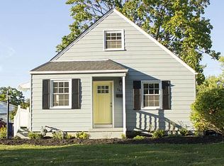 588 Chatham Rd, Columbus, OH 43214