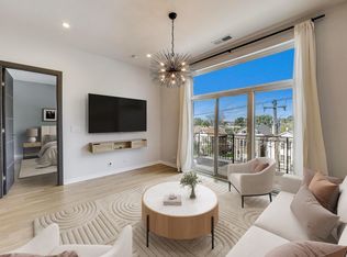 1708 W Cermak Rd, Chicago, IL 60608