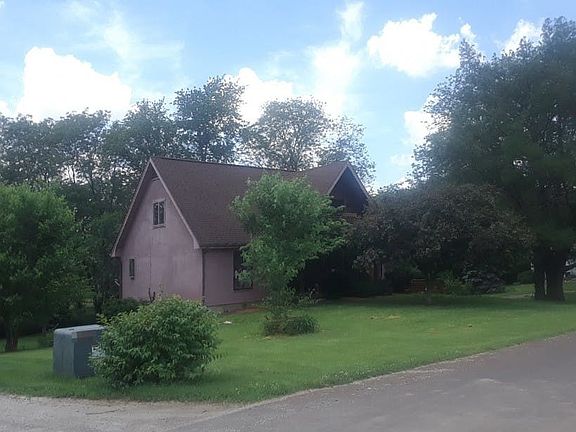 3rd image of 510 E Concord Dr