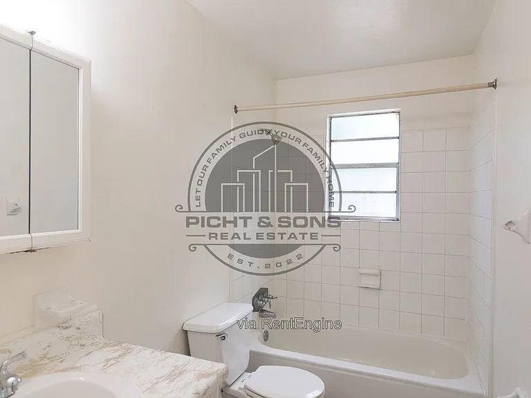 3721 Maria Cir — Photo 10