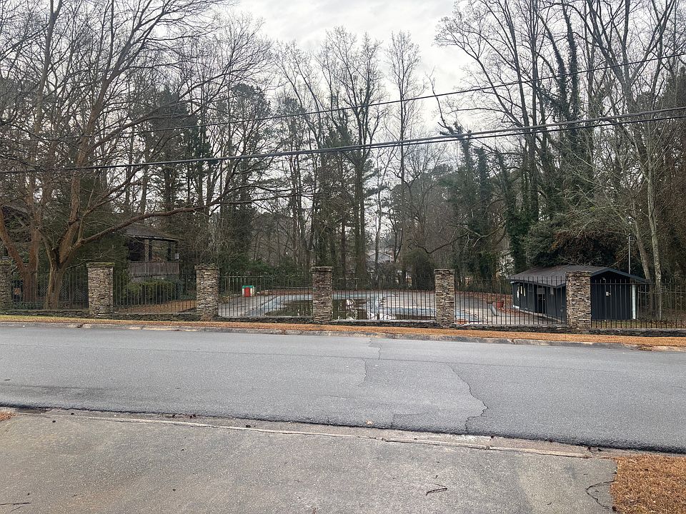 2nd image of 4536 Cedar Park Dr