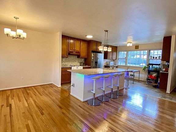 3rd image of 14414 Brad Dr