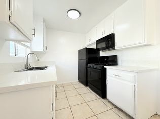1343 W 36th St APT 4, Los Angeles, CA 90007