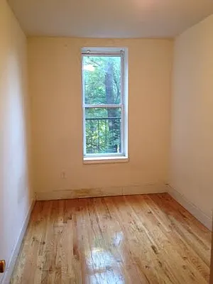 Rented by Full Time Management | media 35
