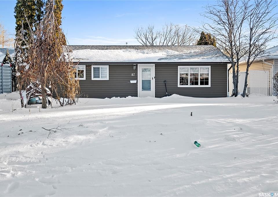 1st image of 87 Robinson CRESCENT