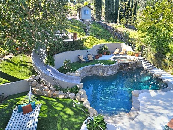 3rd image of 8057 Valley Flores Dr