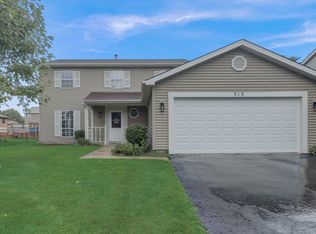 313 Homestead Dr, Bolingbrook, IL 60440