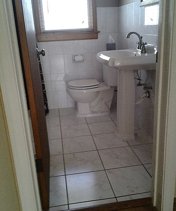 5th image of 8300 N Oriole Ave