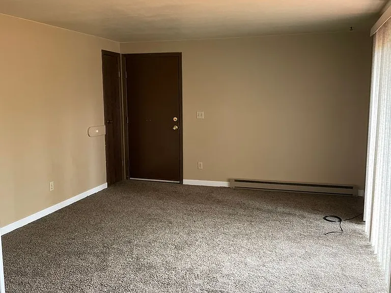 260 Shoshone Ave — Photo 3