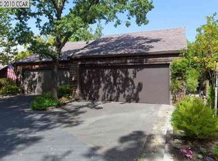 235 Village Gate Rd, Orinda, CA 94563