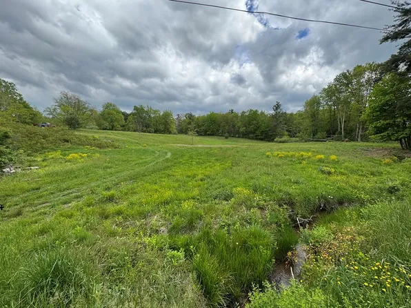 133 Brinkley Rd, Shady Spring, WV 25918