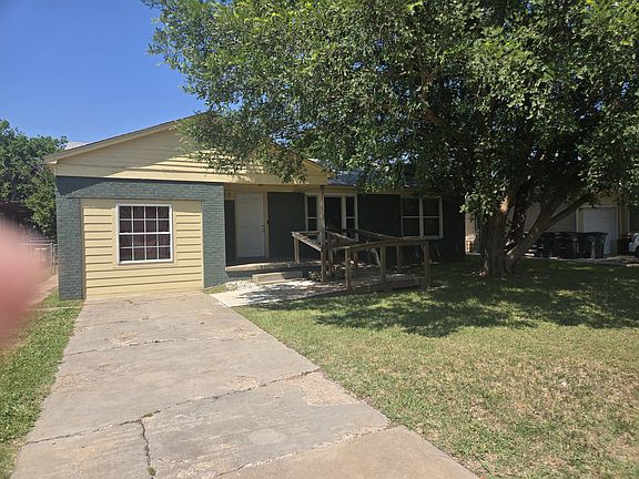 2nd image of 2113 NW Bell Ave
