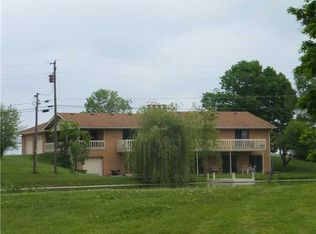 907 S Country Club Dr, Greensburg, IN 47240