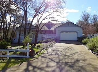 20139 Jigsaw Rd, Hidden Valley Lake, CA 95467