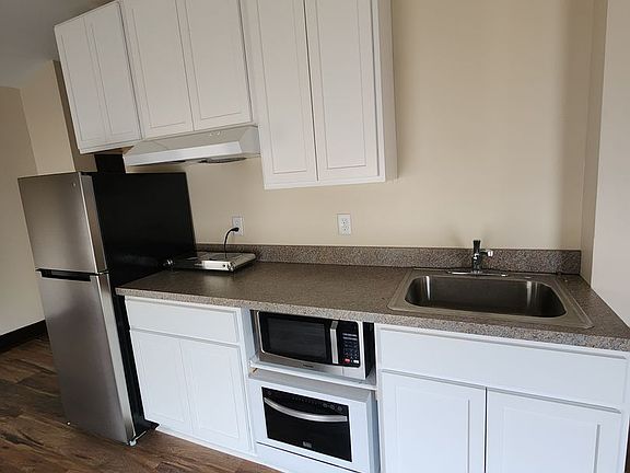 4th image of 1601 S 3rd St #5