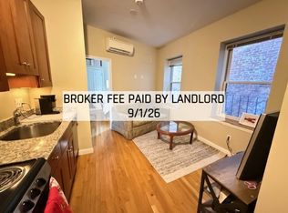 25 Charter St APT 3, Boston, MA 02113