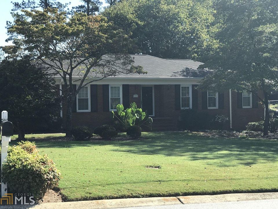 1st image of 2129 Chaparral Dr