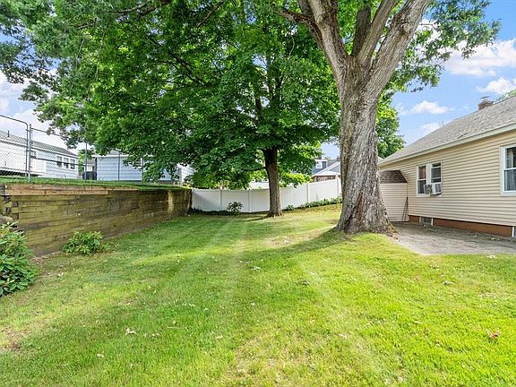 4th image of 48 Chickering St
