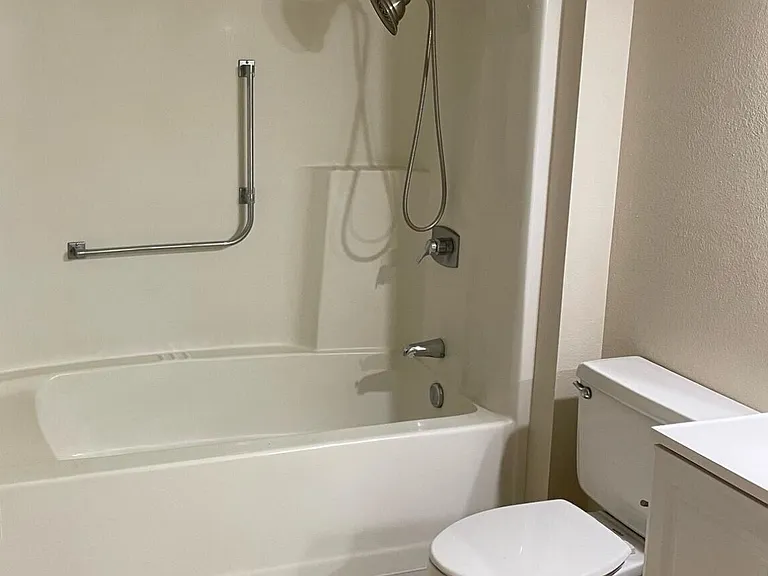12407 N Cantata Ct — Photo 11