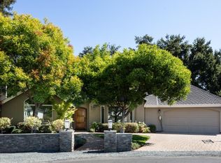 521 Alicia Way, Los Altos, CA 94022