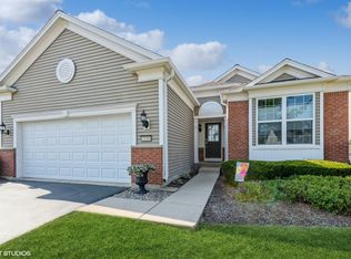 3330 Bagatelle Ln, Mundelein, IL
