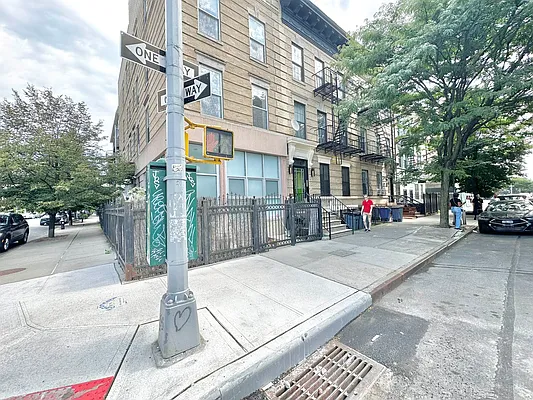 Rented by Doorway NYC, LLC | media 14