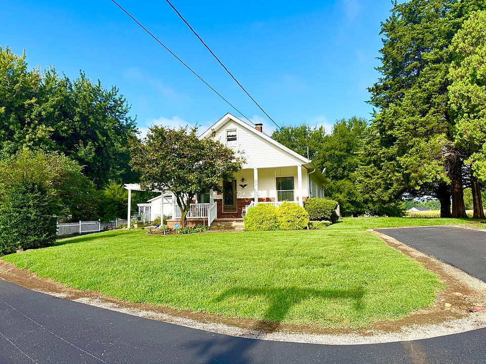 1st image of 405 N Maple St
