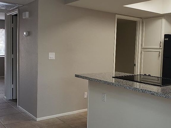 4th image of 20215 N 21st Ln