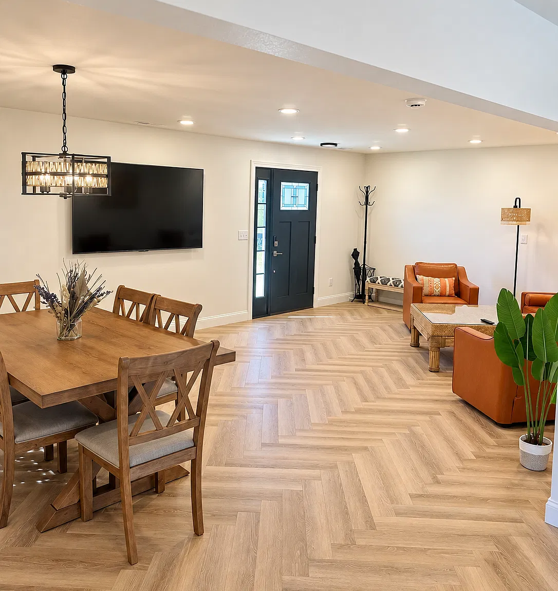 4 bed, 2148 sqft, $3,500 — Photo 1